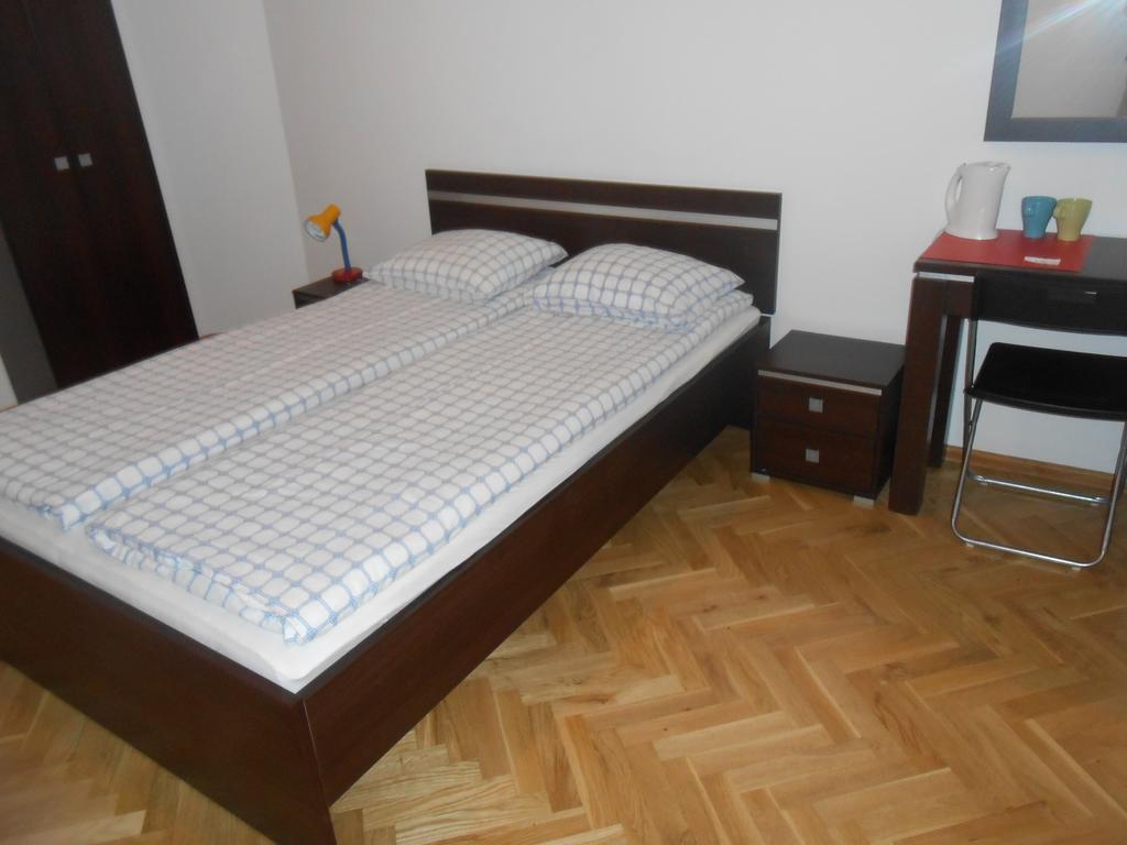 Lux Hostel - Z Prywatnymi Lazienkami Gdynia Quarto foto